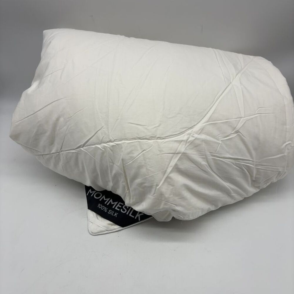 unknown brand All Season Cotton Covered Silk Comforter